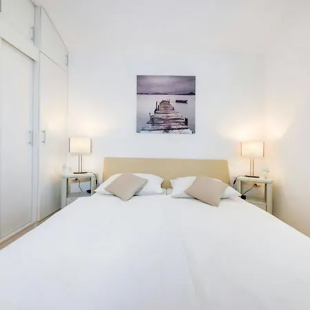 Sun & Sea דירה *